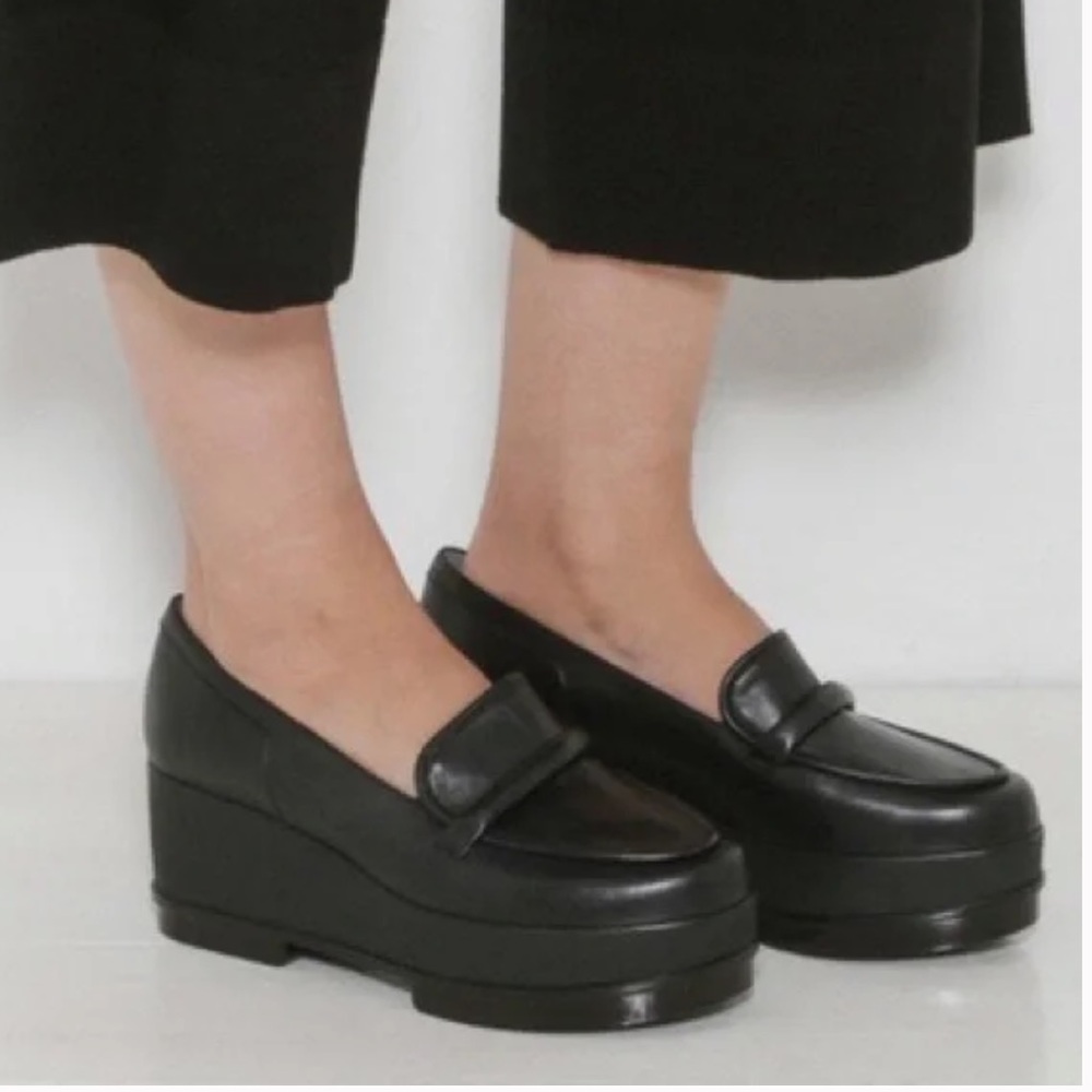 Robert Clergerie Black Leather Platform Loafers - Picture 3 of 12